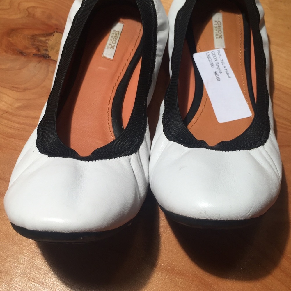 Geox Respira Leather Ballerina Shoes